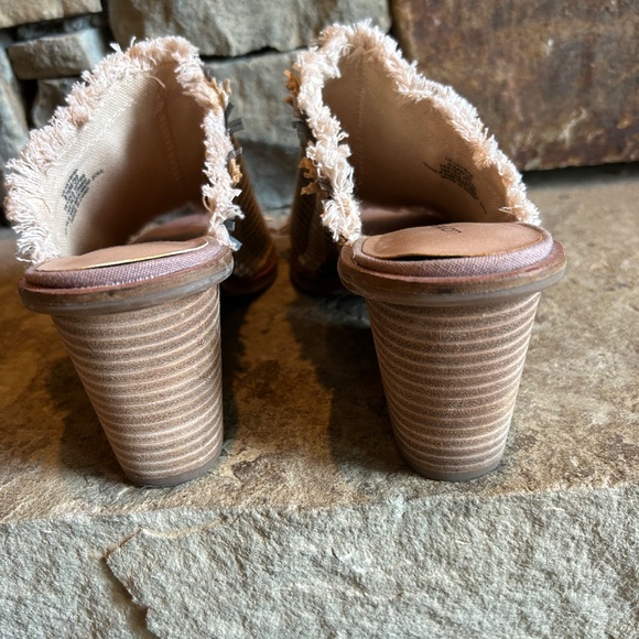 Lucky Brand striped raffia sandals - Picture 4 of 7